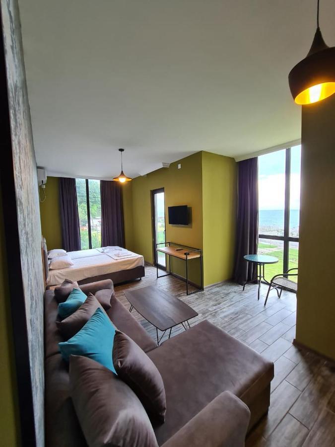 Hôtel Casa Del Mar à Kvariati Extérieur photo